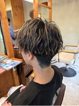 コモレビ(komorebi) 【菅原 淳之介】波巻きツイストスパイラル×メンズハイライト