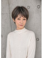 ラムデリカ(LUMDERICA)&nbsp;40代、50代にオススメ白髪を活かすハイライトカラー