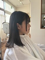 コナ(CONA)&nbsp;学生さん切りっぱなし外ハネボブ