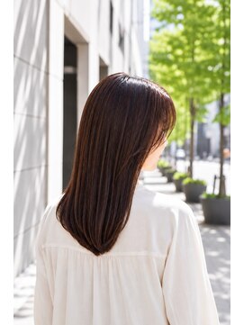 エアフローアンビシャン(AIRFLOW AMBITION) * 40代｜パサつきを抑える大人の艶髪