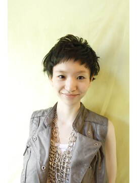 ブーケ(BOUQUET) 黒髪でオシャレなショートにしたい方におすすめです。