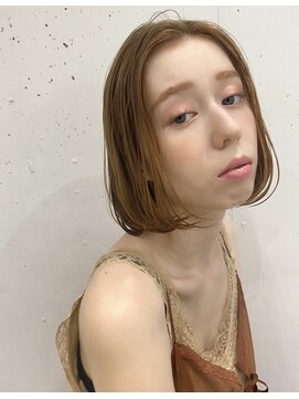 キー(kii) 横顔キレイな小顔ボブ/イルミナカラーで柔らかベージュ