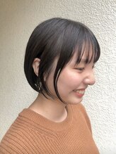 ツール ヘアプラスライフ ラボ(TOOL hair+life lab.) アッシュグレー× ミニボブ