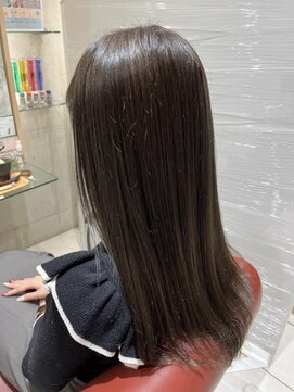 エム インターナショナル 春日部本店(EMU international) 透明感のチャコール