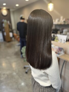 スアバイキキ(SuA by kiki.) レイヤーボブ/外ハネボブ/大人ショート/ニュアンスカラー[千葉]