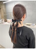 タイトツインポニー
