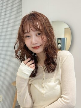 ジョエミバイアンアミ(joemi by Un ami) ミディアムパーマ / レイヤーパーマ / 暖色カラー