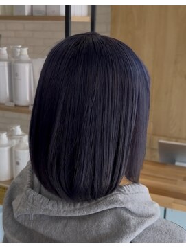 リンイチマルサン(Lin.103) 秋カラーにもぴったりネイビーブルー