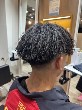 ルースト 渋谷店(ROOST) MEN’S HAIR/波巻ツイストスパイラル/フェザーパーマ/眉毛/渋谷