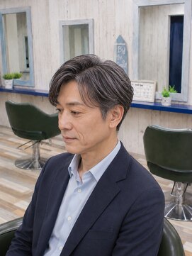 ルートヘア 辻堂店 辻堂40代50代60代白髪活かし大人センターパートビジネスショート
