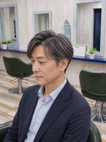 ルートヘア 辻堂店 辻堂40代50代60代白髪活かし大人センターパートビジネスショート
