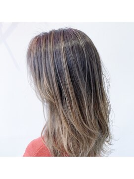 テクライズ 豊橋店(TECHRISE) ナチュラルベージュバレイヤージュ