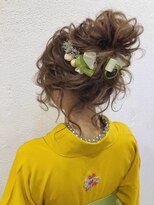 ヘアメイクサロン シャルメ(Hair Make Salon CHARMER) 袴にオススメ！定番のお団子ヘア