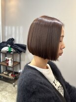 ワ ヘアー(wa-hair)&nbsp;大人斜めバング切りっぱなしショートボブ髪質改善グレーベージュ
