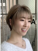 アヴソリューク(Absoluk)&nbsp;丸みミニショート