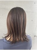 外ハネミディアム♪大人可愛いマロングレージュカラー