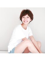 ワン(ONE)&nbsp;マッシュ風ショート