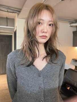 ソイ 下北沢(soi) ロングレイヤー_ローライト_ミルクティーベージュ_デザイン