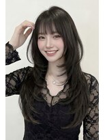 アース 大曽根店(HAIR&MAKE EARTH) 暗髪でも重く見えない。韓国風くびれレイヤー