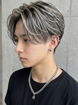 ヘッドストック 大和八木店(HEAD STOCK) ホワイトメッシュ毛流れセンターパートフェザーショートメンズ