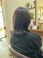 アトリエ リッツ(ATELIER RITZ)&nbsp;髪が綺麗に見えるイルミナカラー×ナチュラル外ハネミディ