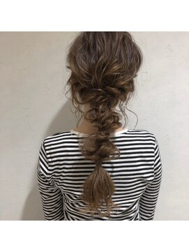 ドールヘアー(Doll hair) 編み込みジェンダーレスフェアリーエレガンスセミウエット