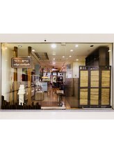 カラー専門店edge eye lash 蕨店
