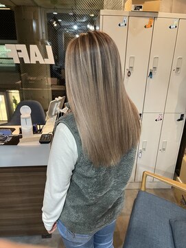 ラフ 難波店(LAFF) #黒髪#ボブルフ#ネビージュ#小顔#ワンレン