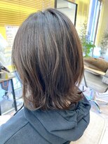 キッテ(kitte)&nbsp;外ハネウルフボブ