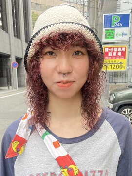 コージーベルベット(Cosy Velvet) 個性派パーマスタイル【mio】