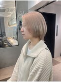 ハイトーンベージュ/ホワイトベージュ/ウルフボブ