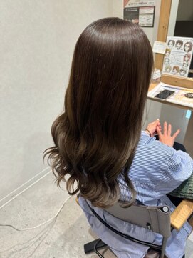 シー(THEE) 大人可愛いフレンチカジュアルアースカラーシアーカラー