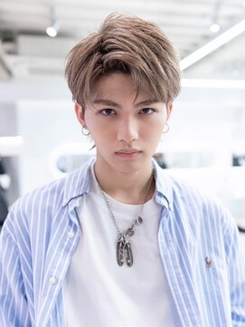 イルハバナ 渋谷(ill HAVANA) ツーブロック／ハイライト/センターパート/ブリーチ