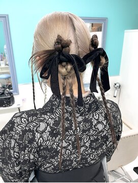 ドットハリス(.Hallis) カチモリツイン ヘアメ ヘアセット ヘアアレンジ