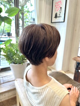 サンドアンドローズ(sand rose) ナチュラルショートボブ