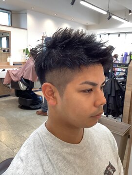 レオン 読谷店(LEON) ツーブロックショート