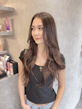 ソル(SOL) ロング/セミロング/髪質改善/レイヤースタイル/ロングレイヤー