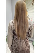 ユーリオ(Urio) ハイトーンミルクティーベージュ