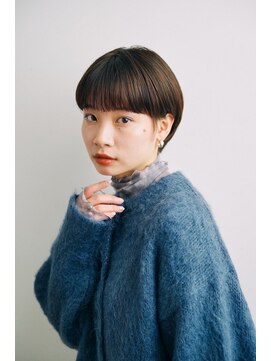インク(ink”) 大人かわいい前髪ぱっつんマッシュショート