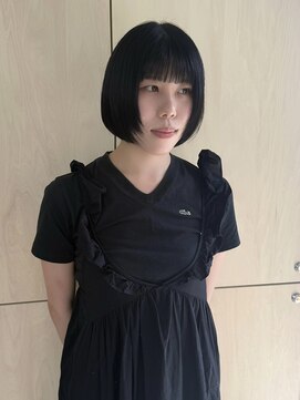 トワ バイ リンネ(Towa by Lin’ne) 10代からオトナ女性まで似合う『丸みショートボブ／顔周り補整』