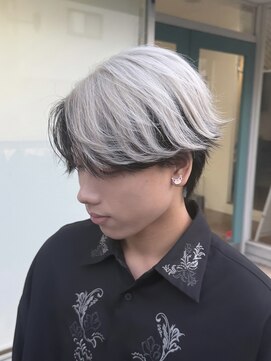 アロハナ 津店(ALOHANA) メンズ必見！ハイトーンホワイト×ウルフ☆フェザーパーマ風