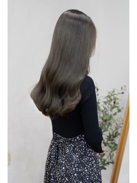 アリー 原宿 表参道(ALLY) ALLY宍戸　最近人気のチャコールグレーで柔らか透け感カラー