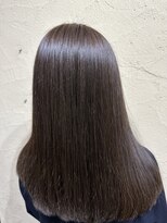 レイ ルーチェ(LEI LUCE.)&nbsp;暗めのグレージュ