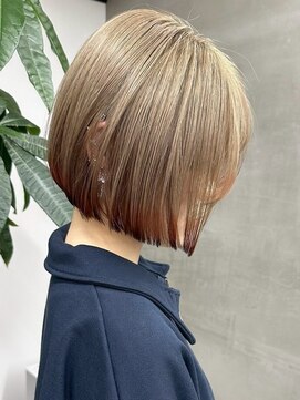 アンバー(UMBER) 京都西院/ベージュカラー ブリーチ 髪質改善 裾カラー