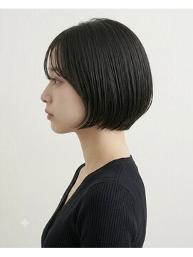 エルシー 江坂店(Lc) ミニボブ/大阪吹田江坂/ブルーブラック/黒髪ボブ