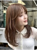 ミディアムレイヤーロングレイヤーハッシュレイヤーベージュ