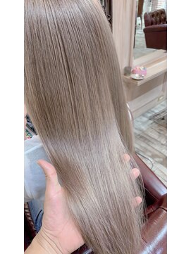 アンベリール(Embellir) 髪質改善×縮毛矯正＊酸性ストレート.レイヤーカット【大名】