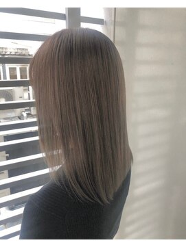 ジーナ 新宿(Zina) アッシュっべージュ