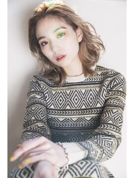 ジジ フィーカ 佐野(Gigi fika) ミディアムレイヤー