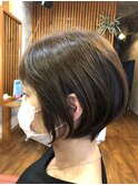 ショートボブ